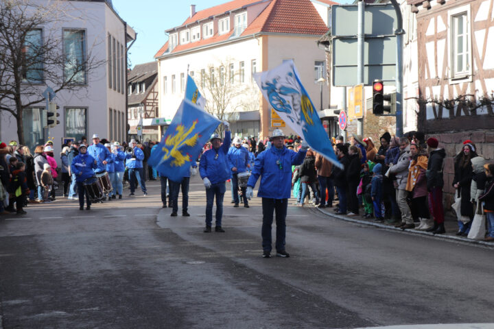 Farbenrausch und Frohsinn: Herxheim feiert vier Stunden Ausnahmezustand